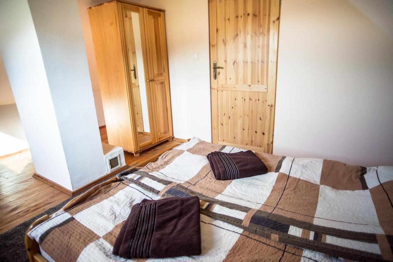 Domki Pod Lasem Lesko Exterior foto